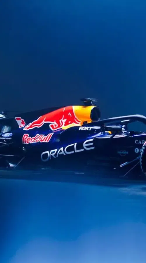 Red Bull: Η RB22 αποκαλύπτεται (+video)