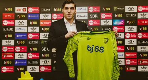 Μανδάς: «Όνειρο που ήρθα στην Μπόρνμουθ» - Εγκωμιαστικά σχόλια από τον Τιάγκο Πίντο