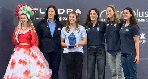 Η Νόνα Πέρεθ κορυφαία πολίστρια της Ευρώπης μπροστά από Τριχά, Πλευρίτου και Σταματοπούλου