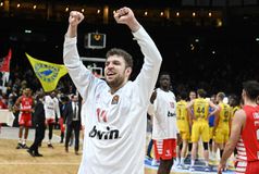 Βεζένκοφ: «Οι άνθρωποι από τα Βαλκάνια είναι παθιασμένοι με τις ομάδες τους, αλλά μερικές φορές νομίζω ότι υπερβάλλουν»