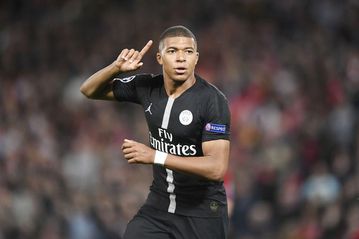 Εμπαπέ: Το ιστορικό γκολ και η ισοφάριση του Καβάνι