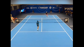 Τρέλα: Τενίστας έβρισε τον αντίπαλό του και στη συνέχεια τον σημάδεψε με καρφί! (vid)