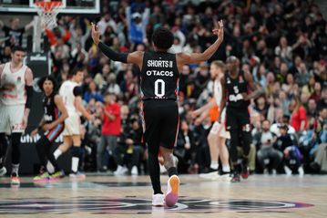 «Πάτησε» τετράδα η Παρί που ξεπέρασε το εμπόδιο της Μπάγερν