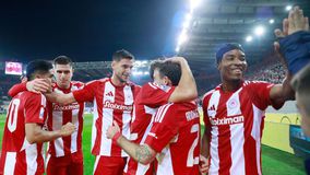 Η παρακάμερα από το... πάρτι του Ολυμπιακού κόντρα στην ΑΕΚ (vid)