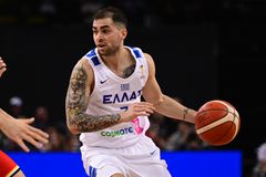 Τολιόπουλος: «Πρώτη φορά βλέπω τέτοια αστοχία - Αυτά πρέπει να κάνουμε τη Δευτέρα»