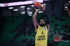 Από το Μαρούσι Chery στη Σάσαρι ο Ντάριλ Μέικον