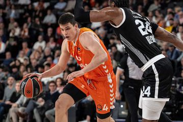 Η Bαλένθια «έδεσε» τον Πραντίγια