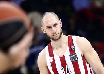 Πρώην παίκτης του Ολυμπιακού διαγνώστηκε με καρκίνο στους όρχεις