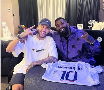 Η συνάντηση του Ροντινέι με τον Νεϊμάρ και το δώρο του σταρ της Παρί