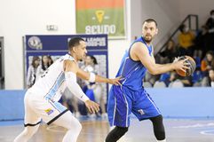 Μάντζαρης στο Sportal: «Πέφτει πολύ ξύλο!»