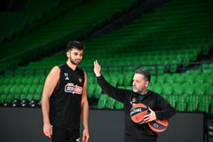 Με Οσμάν και Γιουρτσεβέν η προπόνηση του Παναθηναϊκού πριν την Παρί (vid)