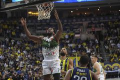 Τεράστιο διπλό της Ζάλγκιρις που «σόκαρε» τη Φενέρμπαχτσε στην Κωνσταντινούπολη