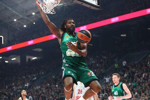 Ασταμάτητος ο Παναθηναϊκός με τρομερές επιδόσεις και πολυφωνία στο πρώτο μέρος με τη Μονακό