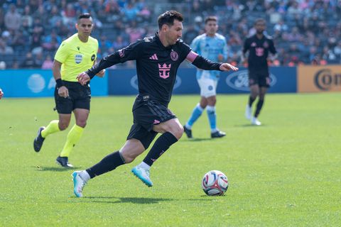 Αυτά μόνο ο Λιονέλ Μέσι: Θα παίξει σε γήπεδο με εξέδρα που φέρει το όνομά του