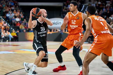 ΠΑΡΤΙΖΑΝ - ΒΑΛΕΝΘΙΑ