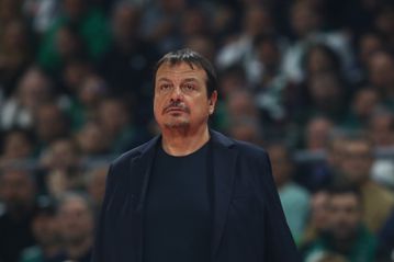 Αταμάν: «Κάθε παιχνίδι είναι τελικός για μας - Θέλουμε τη νίκη κόντρα στον Ολυμπιακό»