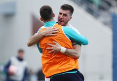 Η αγκαλιά Ιωαννίδη-Σπόραρ είναι ο φετινός Παναθηναϊκός (vid)