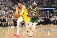 Οι Πέισερς νίκησαν τον... Μίντλετον με clutch Χαλιμπάρτον και πήραν προβάδισμα!