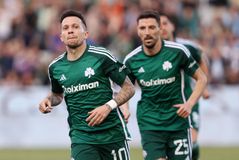 Οι μελλοντικοί συμπαίκτες του Μπερνάρ τον περιμένουν στο Μπέλο Οριζόντε