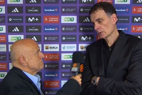 Ο ρεπόρτερ της Euroleague TV αποκάλυψε σε ποιους φώναζε ο Γιώργος Μπαρτζώκας στα αποδυτήρια