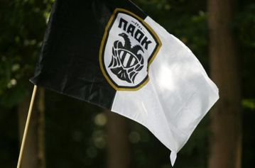 Βετεράνοι ΠΑΟΚ: «Όλοι μαζί στην Τούμπα, αμέριστη στήριξη σε Σαββίδη και Λουτσέσκου»