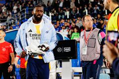 Ρούντιγκερ: «Ζητώ συγγνώμη στον διαιτητή και σε όποιον άλλον απογοήτευσα»