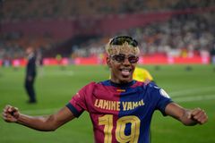 Ο χαιρετισμός του Γιαμάλ στον Βασιλιά της Ισπανίας που... συζητήθηκε