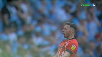 Championship playoffs: Τρομερή ενέργεια ο Αντεμπάγιο, ο Κλαρκ άνοιξε το σκορ για τη Λούτον (vid)