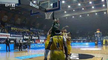 Μυθικό κάρφωμα από τον Πονίτκα πάνω από όλο το Περιστέρι! (vid)