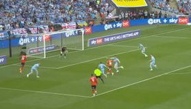 Πανζουρλισμός στη Λούτον, πήρε τον «τελικό» με την Κόβεντρι κι επέστρεψε στην Premier League έπειτα από 31 χρόνια! (vid)