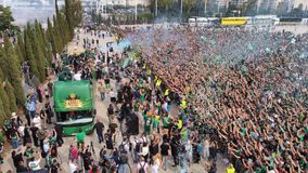 Η αποθεωτική υποδοχή των οπαδών του Παναθηναϊκού για τους πρωταθλητές Ευρώπης στο ΟΑΚΑ (vids, gallery)
