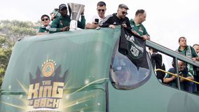 Το Sportal στο ΟΑΚΑ: Έφτασε το πούλμαν - Πανζουρλισμός για τους Πρωταθλητές Ευρώπης (vids)