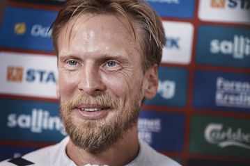 Πόουλσεν: «Ελπίζουμε να κάνουμε αυτό που κάναμε το 1992»