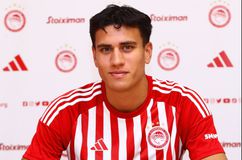 Στάμενιτς: «Ελπίζω να κατακτήσουμε όσους τίτλους διεκδικούμε - Ανυπομονώ να δω τον κόσμο του Ολυμπιακού» (vid)