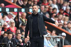 Τέλος ο Φαν Νίστελροϊ από τη Λέστερ