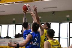 Εμφατική νίκη της Εθνικής Νέων επί της Ρουμανίας με εξαιρετικό Σπάρταλη