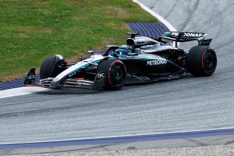 Ράσελ στην κορυφή, Ferrari σε δυσκολίες στο FP1 της Αυστρίας