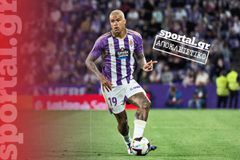 Μια ανάσα από τον Βραζιλιάνο εξτρέμ Κένεντι ο Ολυμπιακός!