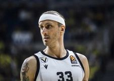 Συγκλονιστική αποκάλυψη Πολονάρα: «Η κόρη μου είπε στη γυναίκα μου ''τα μαλλιά του μπαμπά πέφτουν ξανά, αυτό σημαίνει"...»