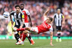 Η Άρσεναλ δυσκολεύτηκε, αλλά νίκησε τη Νιούκαστλ μπροστά στα μάτια του Γιόκερες