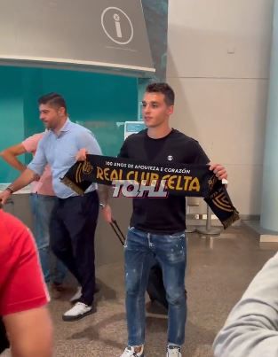 Έφτασε στο Βίγκο ο Δουβίκας για τη Θέλτα (vid)