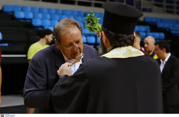 Παρουσία Αγγελόπουλου ο αγιασμός της ΑΕΚ στα Λιόσια