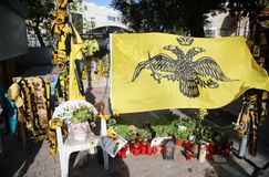 Ο θείος του Μιχάλη Κατσούρη για το πανό στη Λεωφόρο: «Έχουμε πιάσει πάτο, μπράβο σε όσους γιούχαραν»