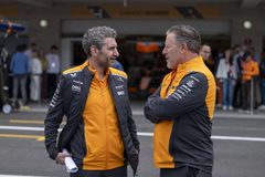 Στη McLaren άρχισαν να ανησυχούν από την άνοδο του Φερστάπεν και της Red Bull