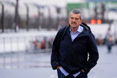 Στάινερ: «Στη Ferrari μετανιώνουν ήδη για τον Σάινθ»