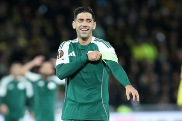 Η πορωτική ομιλία του Μπακασέτα και οι αντιδράσεις από την εξέδρα: Η παρακάμερα του Γιούνγκ Μπόις - Παναθηναϊκός (vid)