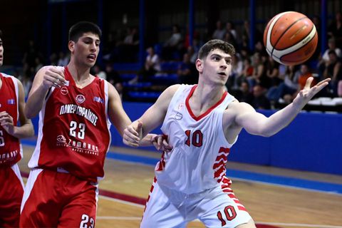 Πρώτο double-double για τον Σπάρταλη στο NCAA, αλλά ήττα για το Μονμάουθ