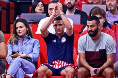 Ποντένσε, «τρέλα» για Τανούλη - Πάπας και όχι μόνο στην παρακάμερα του Ολυμπιακός - Έφες (vid)