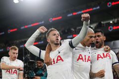 Tότεναμ.... κορυφής επικράτησε της Κρίσταλ Πάλας και περιμένει το ντέρμπι