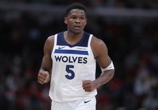 Πλήγμα στους Τίμπεργουλβς με Έντουαρντς - Πόσο καιρό μένει εκτός